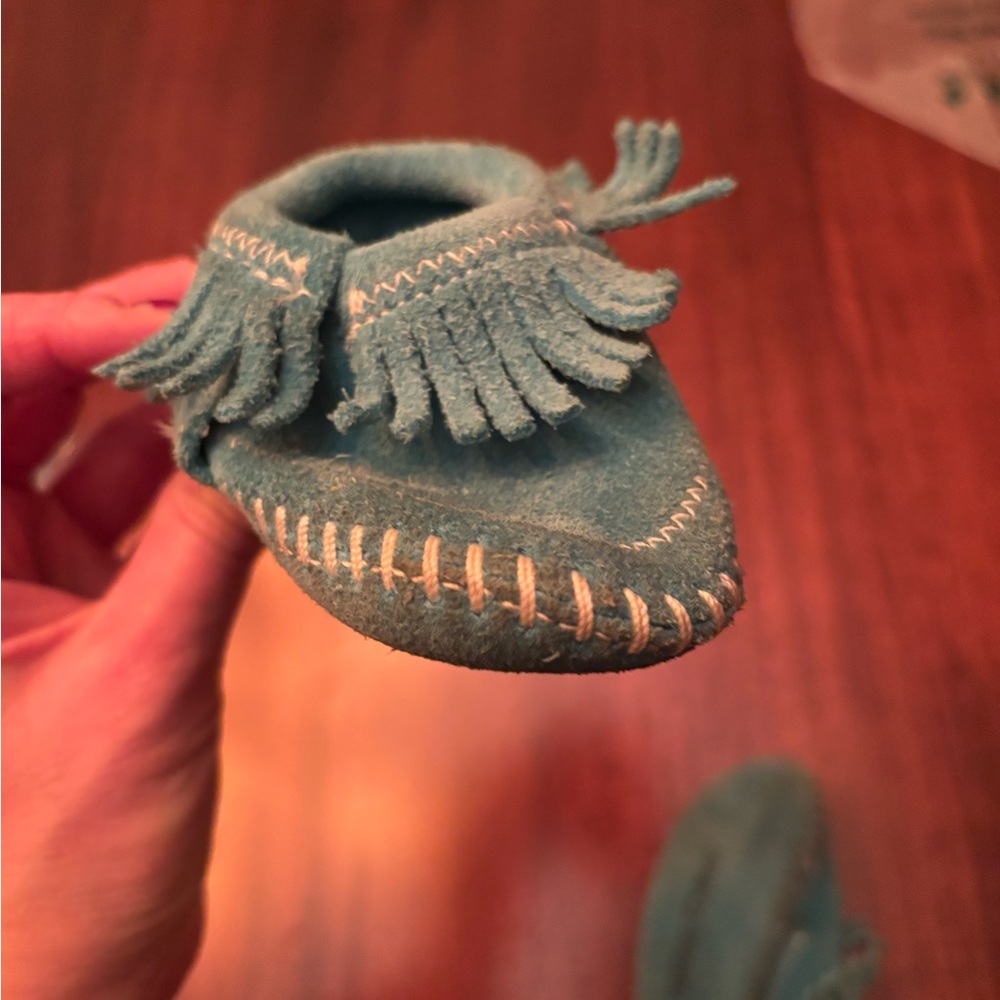 Minnetonka Kids Riley Bootie Moccasins - Blue Fringe - Picture 3 of 5